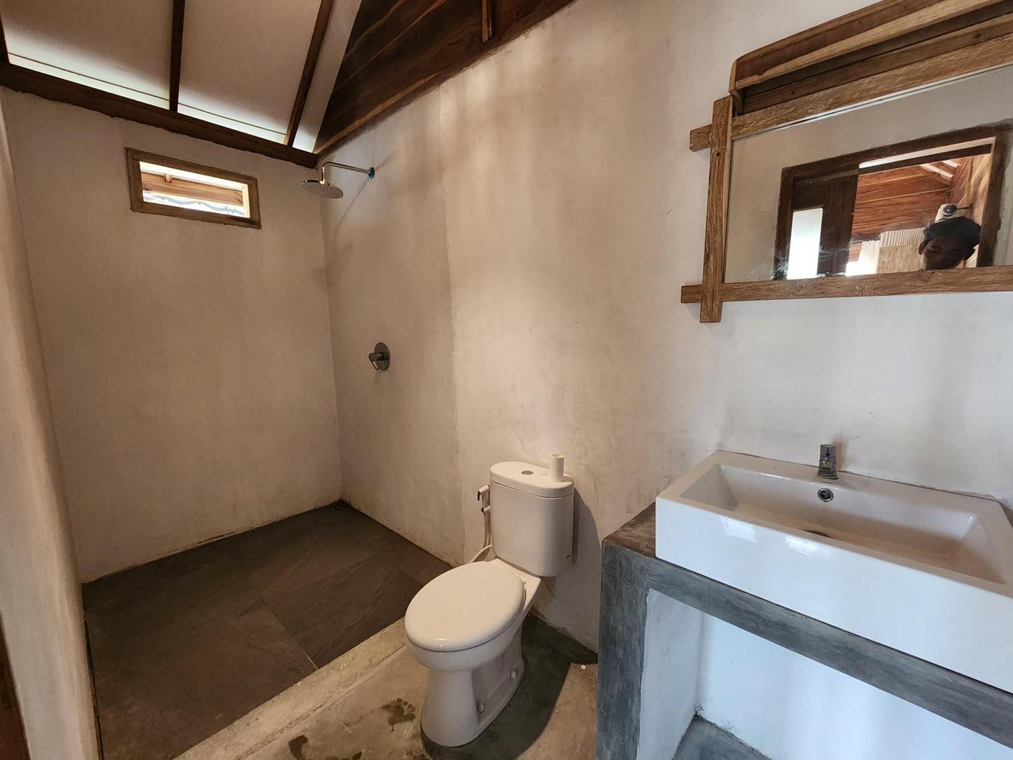 Kayu Cottage Gili Trawangan Exterior photo