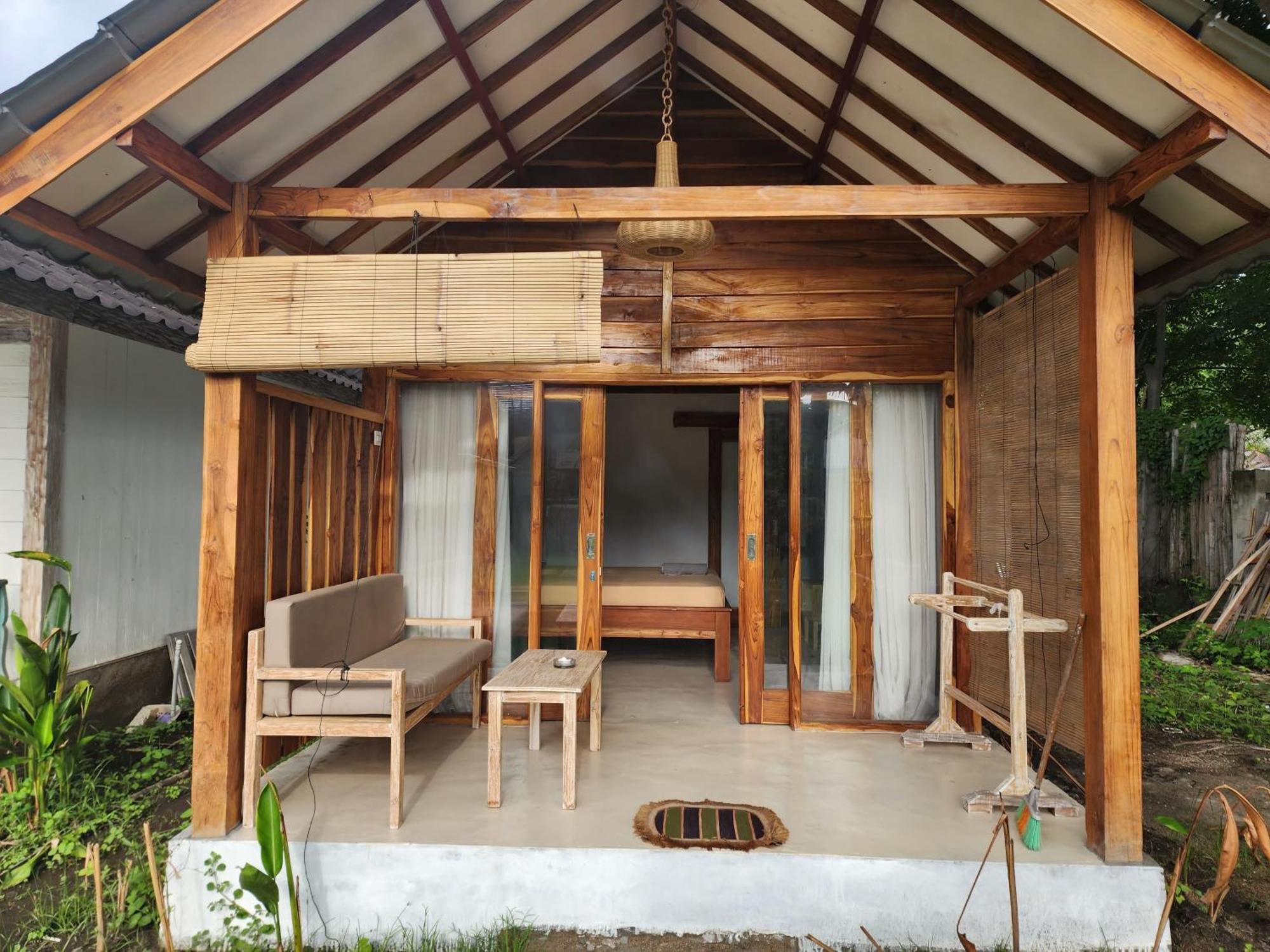 Kayu Cottage Gili Trawangan Exterior photo
