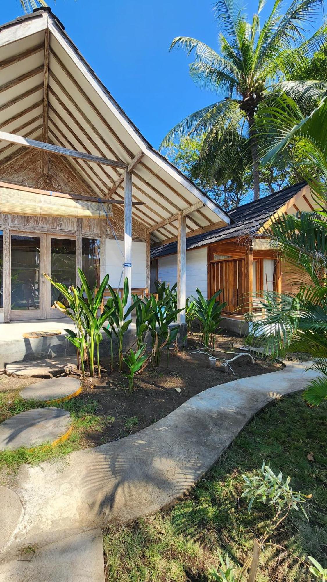 Kayu Cottage Gili Trawangan Exterior photo
